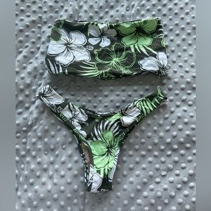 Mora Tropical Bikini Set